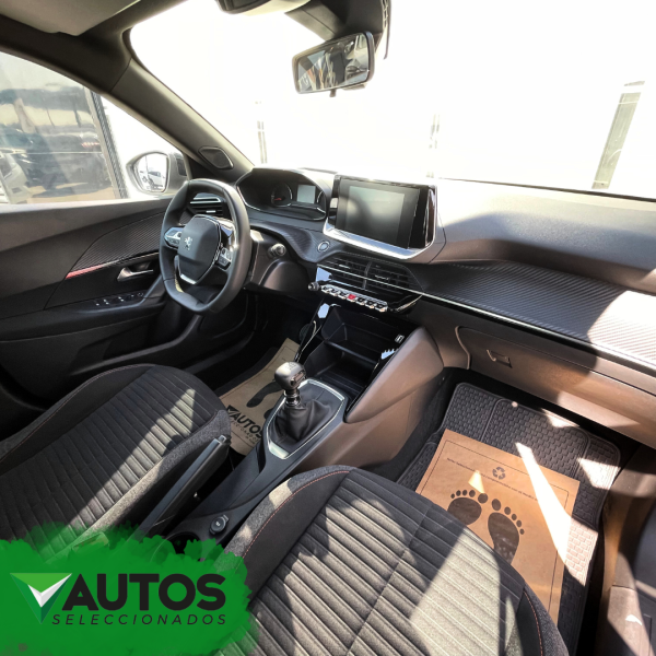 PEUGEOT 2008 - Imagen 4