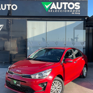 KIA RIO 4