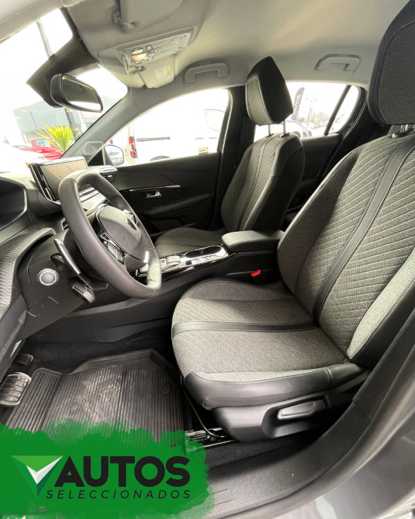 PEUGEOT 208 - Imagen 4
