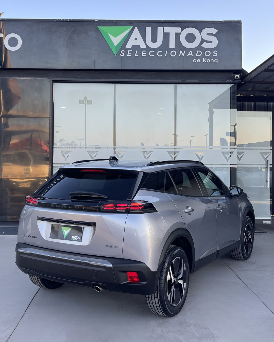 PEUGEOT 2008 - Imagen 9